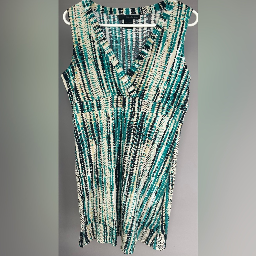 Calvin Klein Jeans Size LARGE Teal and Cream Sleeveless Dress